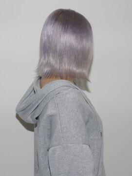 ハイブ 金沢(Hive) 10代20代ハイトーンラベンダー切りっぱなしボブ髪質改善