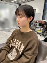 キートス(Kiitos) 透け感バングで垢抜けショートヘア/10代でも大人女性へ