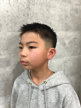 ラルガ 黒崎(Raruga) キッズフェードカット