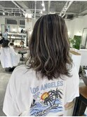 コントラストハイライト×グレージュ