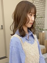 パークレーン アイス イヴェン(park lane ICI yeven)&nbsp;レイヤーカットベージュカラーミディアムオリーブ矢場町