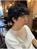 カジュアルなショートパーマ