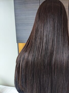 スール(seul) 艶々ロング