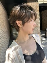 コール ネックス ザ サロン 表参道(COALL nex the salon)&nbsp;斜めバング グレージュカラー シルキーベージュ マッシュパーマ