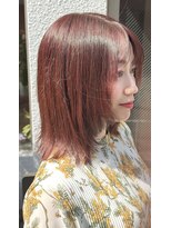 ミア(Mia)&nbsp;【30-40代】ツヤと柔らかさ◎ 外ハネミディアムボブ