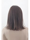 グレージュ　切りっぱなしボブ