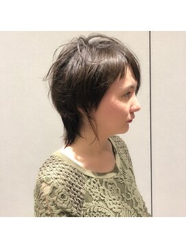 リバレッジ 広尾(Leverage) ミディアムウルフ