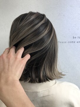 リーコ(Ricco.) バレイヤージュカラー