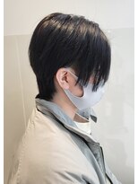 六本木美容室 白金店&nbsp;ナチュラルセンターパート/黒髪/ツーブロック/ブルーブラック