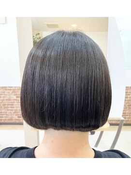 カットハウス はさみの部屋 切りっぱなしボブ