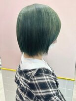 ゲーム バイ アランスミシー 横浜(GAME by Alan Smithee)&nbsp;ダブルカラーケアブリーチハイトーンベージュレイヤーボブ横浜