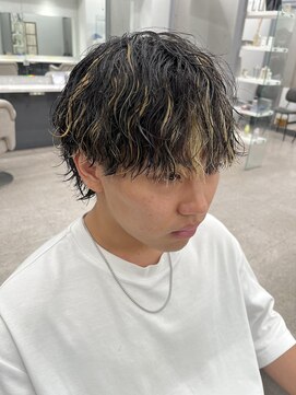 ノイズ キョウト(NOISM Kyoto) ハイライト波巻きパーマ