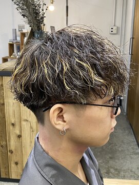 エルオム(EL.HOMME) 【RYUYA】束感マッシュ×ツイストスパイラルパーマ×メッシュ