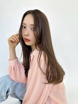 ルービック(Rubik's)&nbsp;大人/髪質改善/小顔ヘアミディアムレイヤーロング