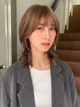 サンク 原宿 表参道(cinq) ミルクティーアッシュグレージュレイヤーボブショートウルフボブ