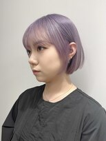 ミディアムレイヤーカット長めボブハイブリーチハイトーンカラー