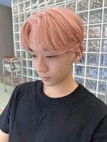 サンクマーケット 渋谷(cinq MARKET)&nbsp;韓国メンズピンクベージュミルクティーカラーセンターパートヘア