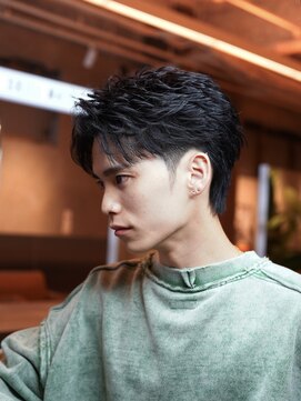 スキルメイト 天神(SKILL MATE) 【SKILL】フェザーパーマ/メンズ/ブリーチ/眉毛/パーマ