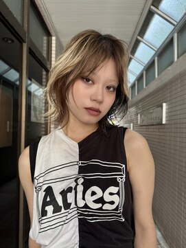 ハイプ(HYPE) ブリーチ&ダブルカラーブロンドローライトミックス/レイヤーボブ