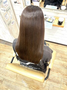 スカイ(SKY) 透明感カラー/髪質改善/縮毛矯正/韓国風レイヤーカット