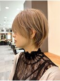 20代30代40代くすみベージュマッシュショート