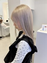 ゼロ 静岡(ZERO)&nbsp;ホワイトミルクティーベージュ【望月皐太】