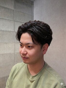 ワンワンオー バーバーショップ コンチネンタル(@110 BARBER SHOP continental) フェザーパーマ