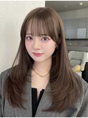 重めレイヤーで"まとまり×抜け感"の