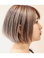 ヘア デザイン リスク(HAIR DESIGN RISK)&nbsp;【RISK高橋勇太】カットが上手い大人かわいいワンサイドショート