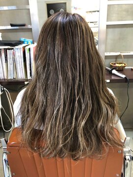 ロボットプラス RobotPlus ハイライト／スモーキーベージュ／グラデーション