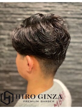 ヒロギンザプレミアムバーバースパ パレスホテル店(HIRO GINZA) ツーブロック×パーマ