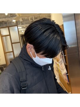 エクリ 麻布十番(equri) 毛流れパーマリバーススタイル