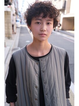 マレ(MARAIS) ショートパーマ