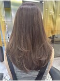レイヤーカット×シアーベージュカラー　【CHICA】