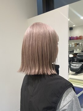 イリス 名古屋 名駅(Iris) ベージュカラー