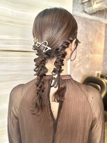 エルバイラビス 大宮(elu by lovis)&nbsp;《ゆい》編みおろしツイン/結婚式ヘア/ヘアアレンジ
