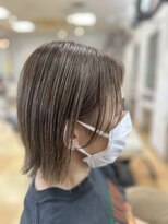 牛若丸ジャパン(Japan)&nbsp;ハイライトグレージュボブ