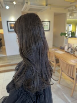 ビーチ(BEACH) やわらかくすみ透明感カラーミントブラウンレイヤーカット