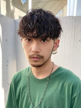 フィフスジングウマエ 原宿(fifth JINGUMAE) 波巻きスパイラルパーマメンズカットシャドウパーマ30代原宿