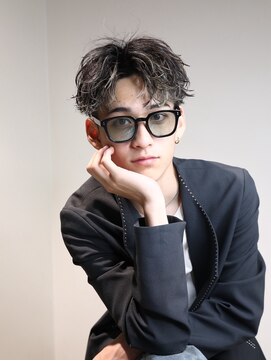 ゴールドシブヤ(GOALD SHIBUYA) ツイストスパイラルパーマ