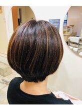 美容室カトレヤ 丸みショートボブ