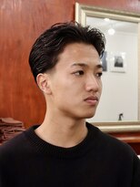 ロマンズヘッド(浪漫頭髪 ROMAN’S HEAD) テーパーフェードラフオールバック