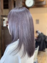 モアムー(Moremuu)&nbsp;【Makoto】ラベンダーグレージュ