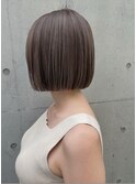 黒髪/クラゲヘアー/オリーブグレー/小顔/ココアベージ ユ/伊勢崎