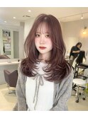 たっぷりレイヤーカット×ピンクブラウン