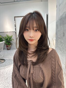 ロール 博多(Role) ベージュカラー/透明感カラー/レイヤーカット/韓国ヘア/顔周り