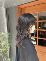 ウィーク 梅田(UiiC)&nbsp;骨格似合わせ★アンニュイパーマ 【 uiic rira style 】