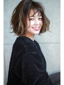 ラフィスヘアーリット 茨木2号店(La fith hair lit) 【La fith】 ウェーブミディアムスタイル