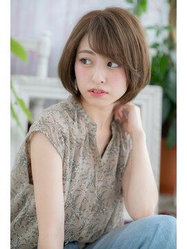 ミック ヘアアンドビューティー 大山店(miq  Hair&Beauty) 大人かわいい斜めバングアッシュオリーブ前下がりボブカットa1