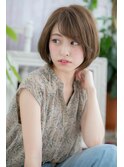 大人かわいい斜めバングアッシュオリーブ前下がりボブカットa1